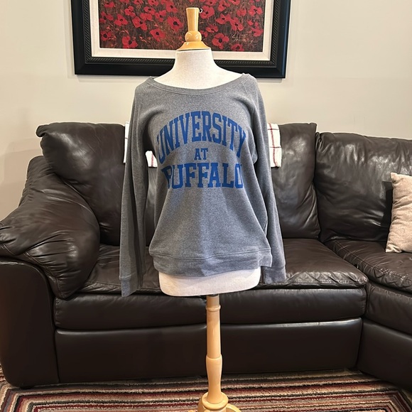 University at Buffalo Crew Neck Shirt - Picture 1 of 2